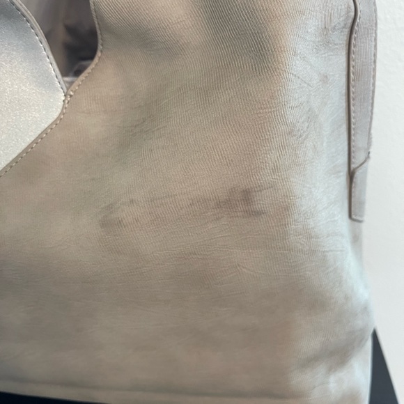 Stella and Dot Criss Cross Hobo Bag - Picture 7 of 10